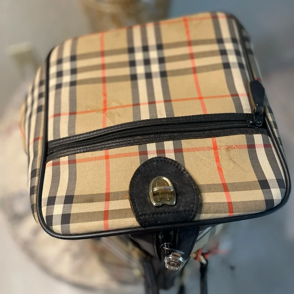 Burberry Tan and Black Check Shoulder Bag - Picture 4 of 10